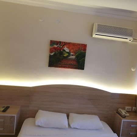 דידים Kent Hotel מראה חיצוני תמונה